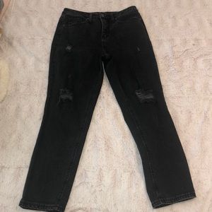 ripped black boyfriend jeans